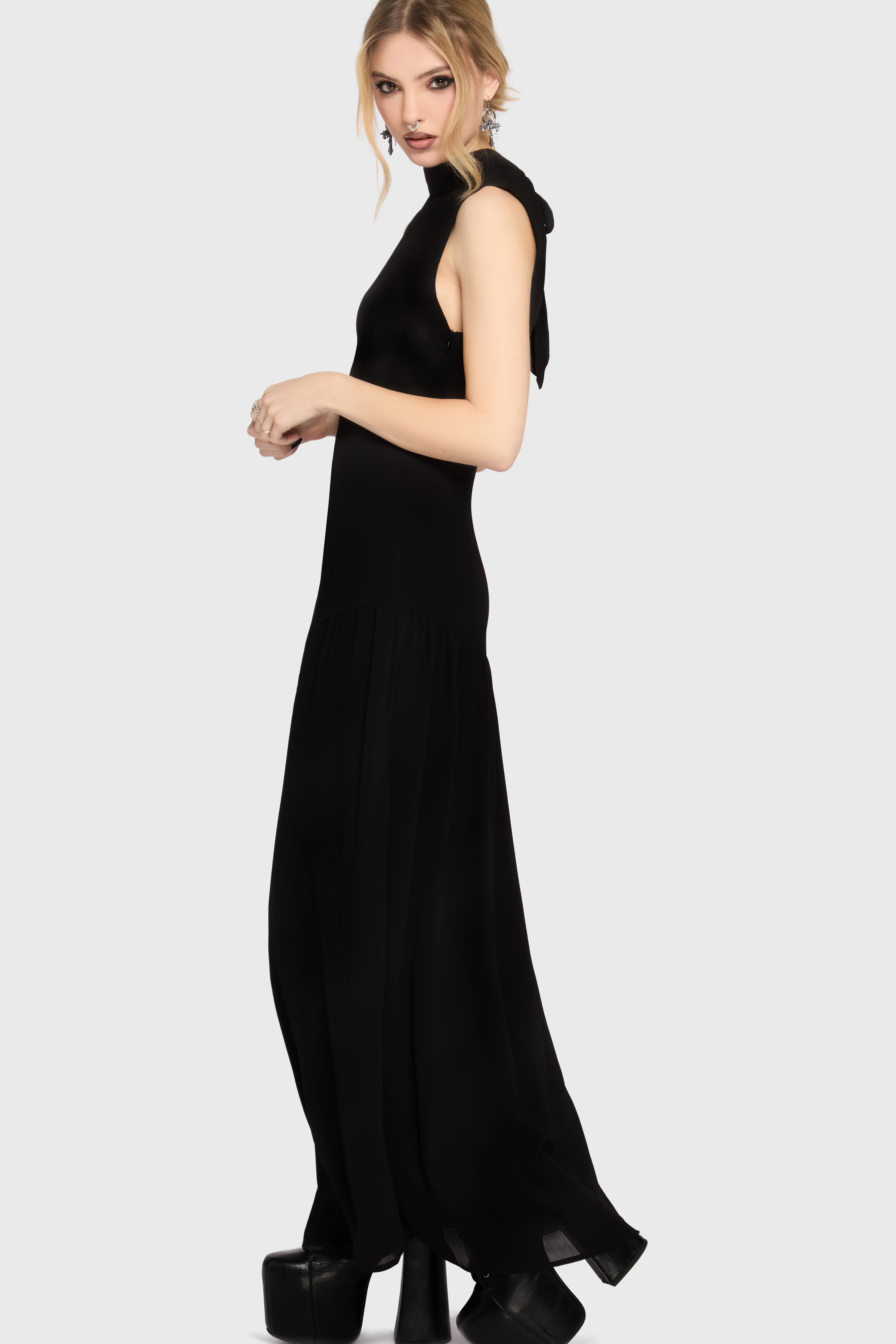 Fawnelle Sleeveless Maxi Dress - Image 2