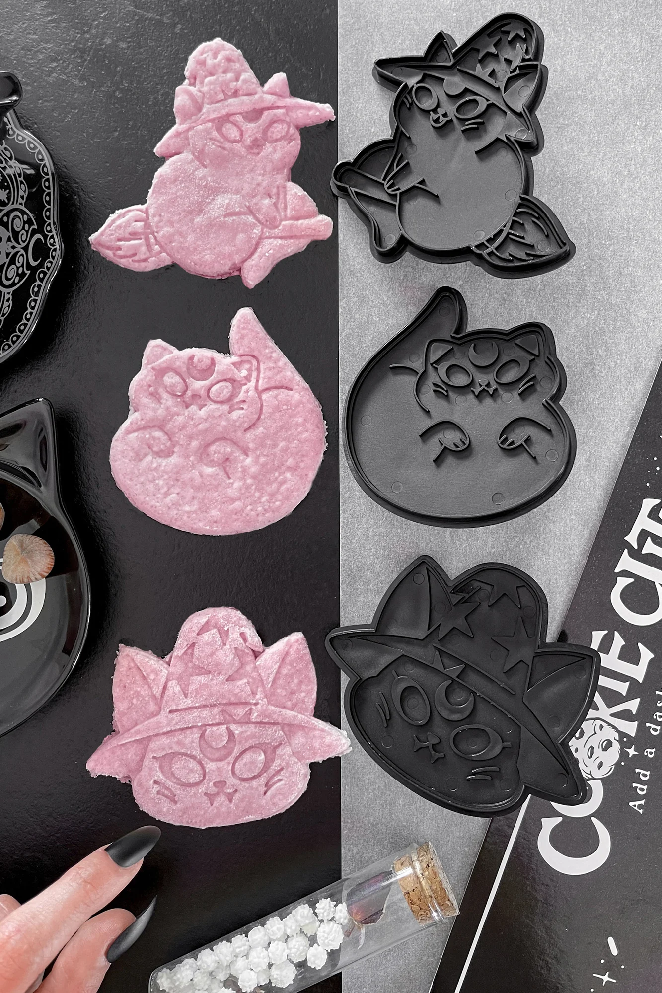 Ghost Kitty Cookie Cutters - Image 3