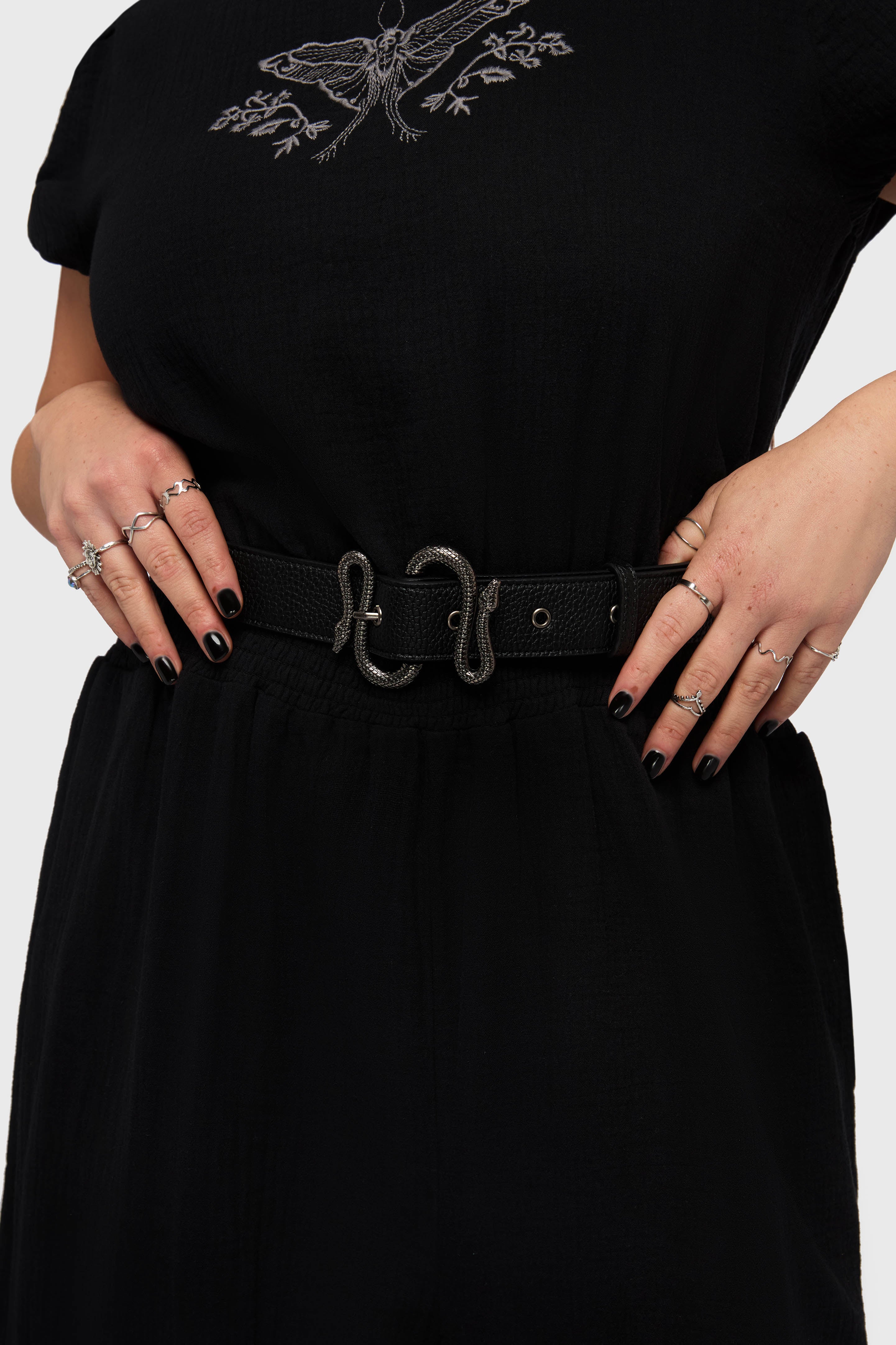 In The Hollow Snake Buckle Belt - Image 6
