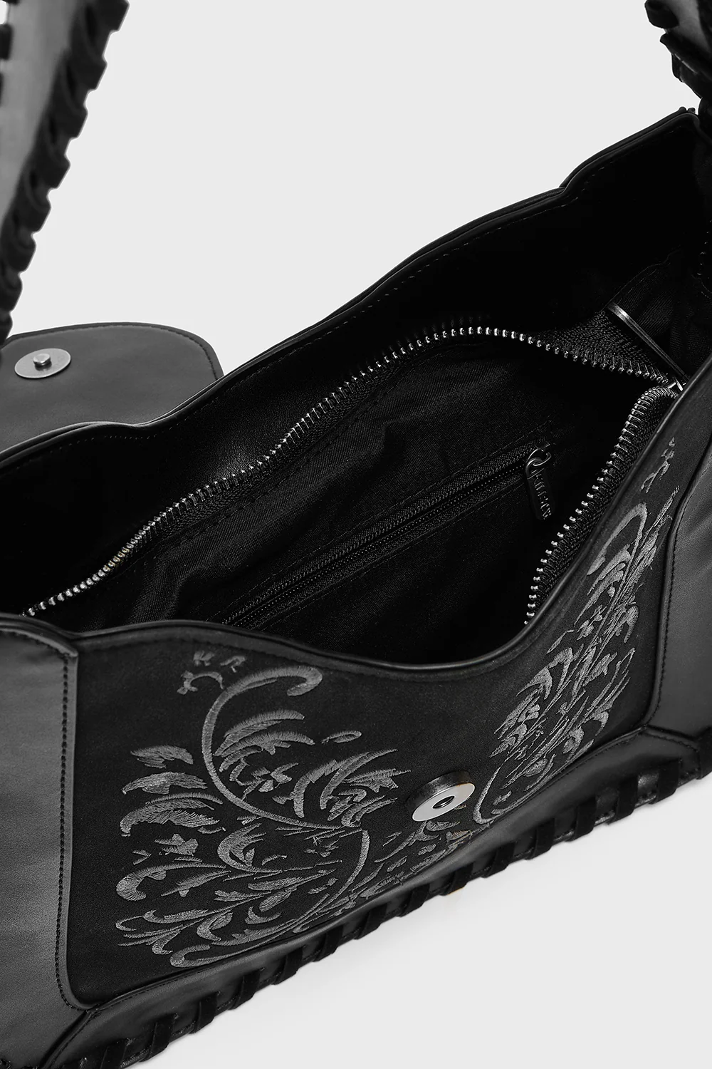 Phantoms Embrace Bag - Image 5
