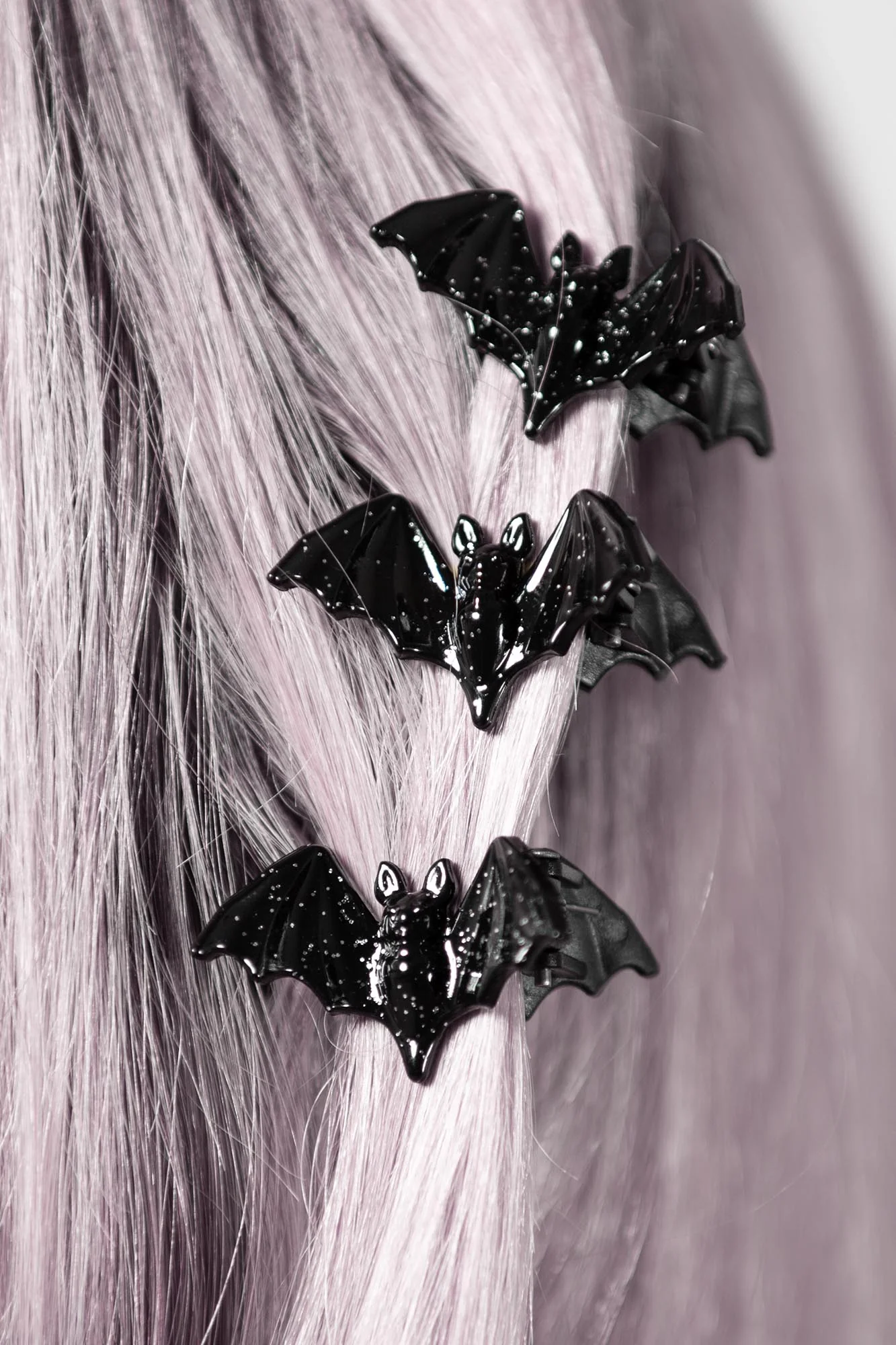 Wing It Hair Claws - Image 2